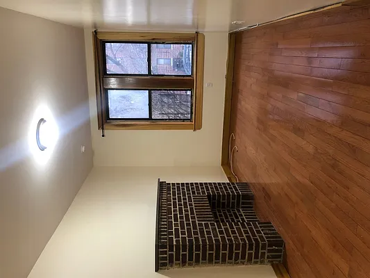 Rented by null | media 9