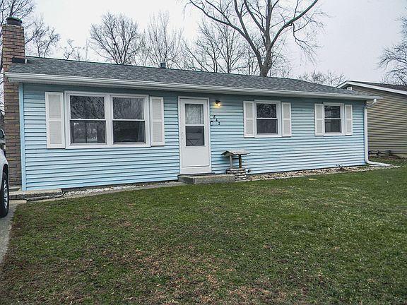 2nd image of 842 Fairview St
