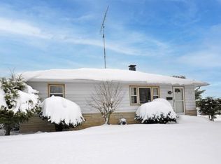 1404 Ryer St, South Bend, IN 46628