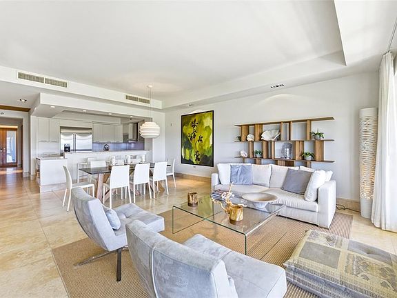 2nd image of Plantation Vlg #Penthouse 404