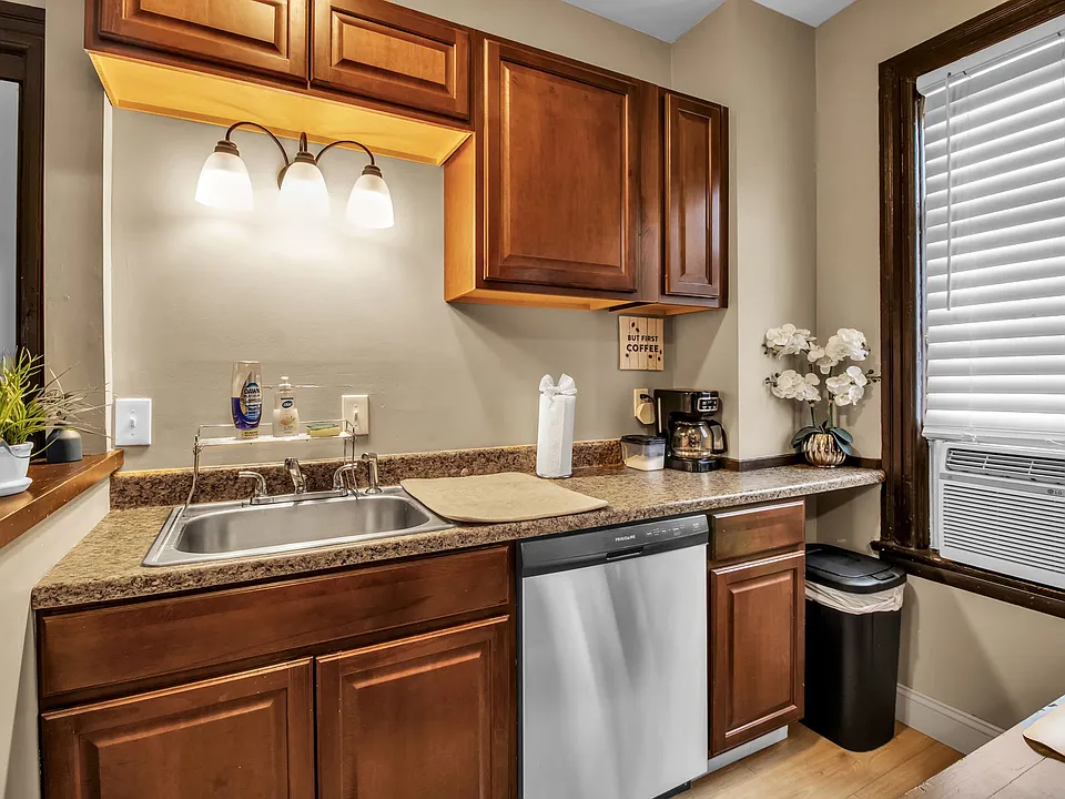 22 B St #26