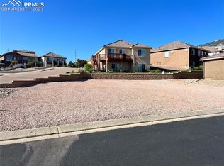 2133 Lone Willow Vw, Colorado Springs, CO 80904