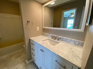 51 Almond Dr, Somerset, NJ 08873