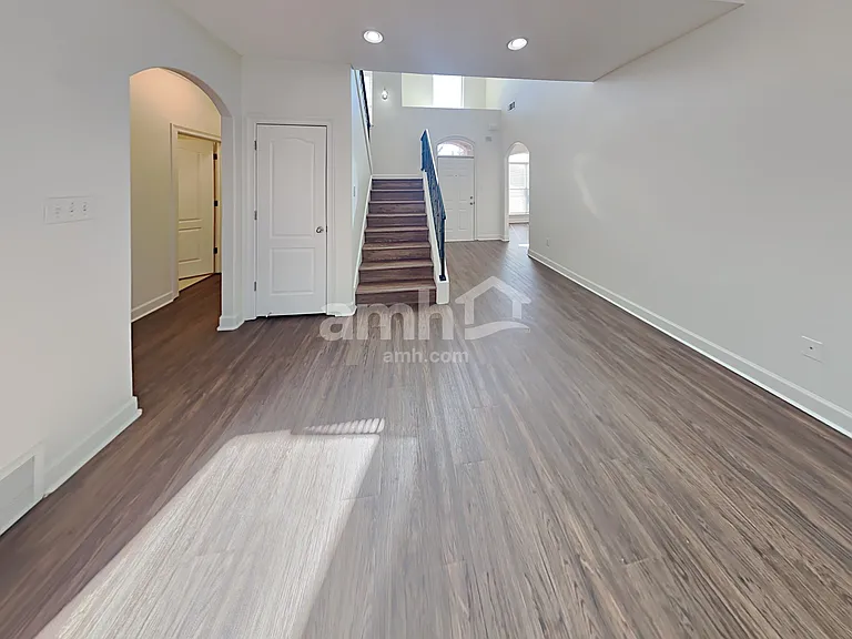 9664 Woodland Creek Ln — Photo 8
