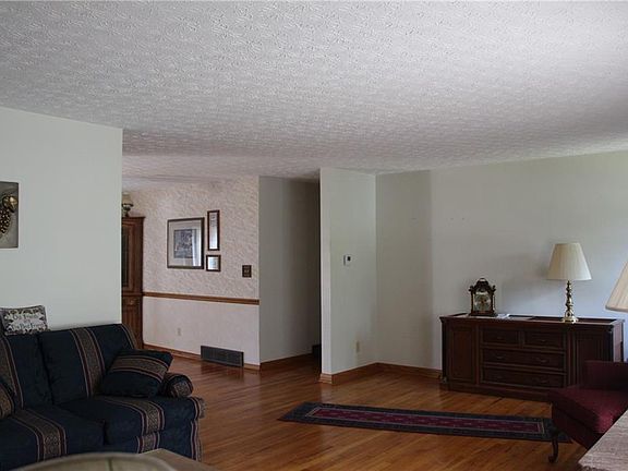 5th image of 321 Alameda Ave