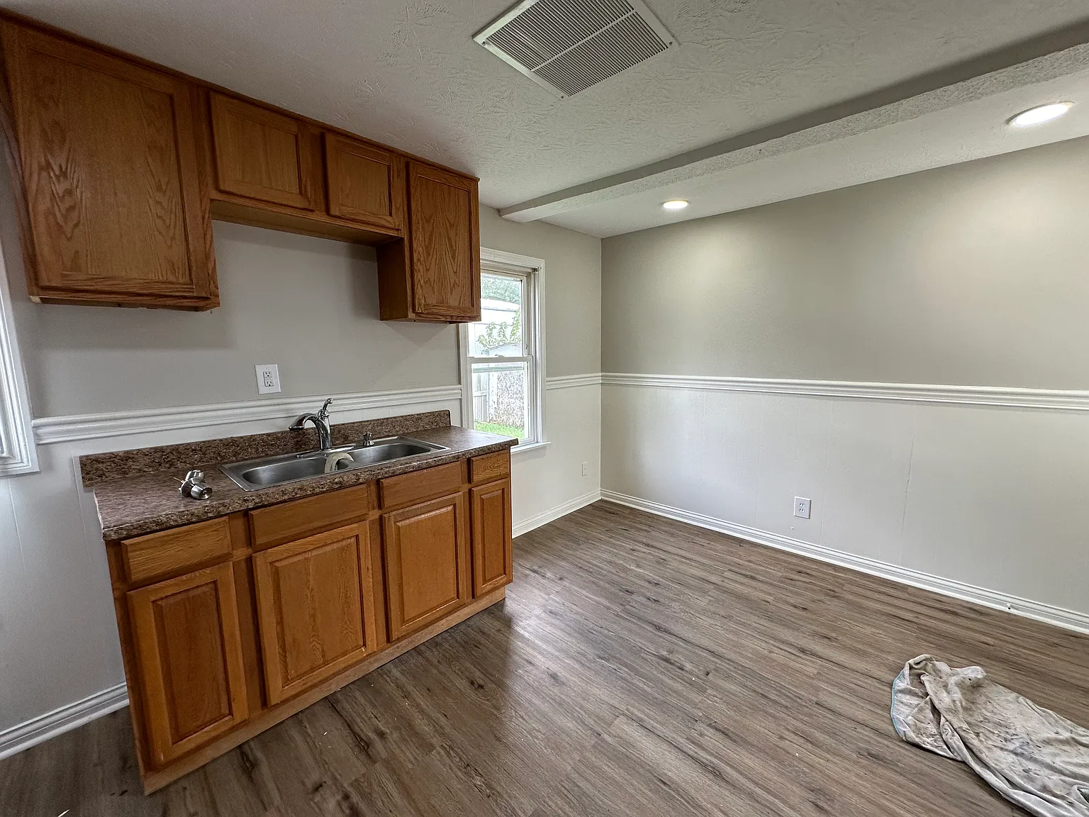 502 Garrard St — Photo 3