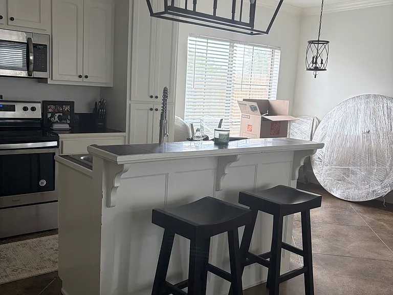 Kitchen counter
