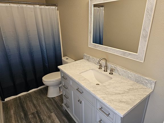 3rd image of 2831 E Mobile Ln #201
