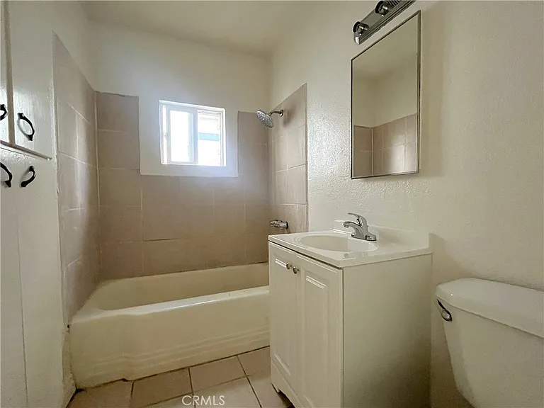 3855 Locust St — Photo 16