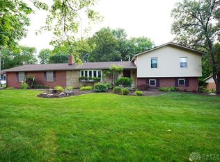 1972 Indian Head Rd, Dayton, OH 45459