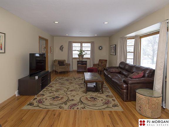 2nd image of 3347 S 107th Ave