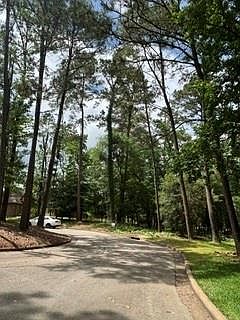 3rd image of 1933 Rollingwood Dr