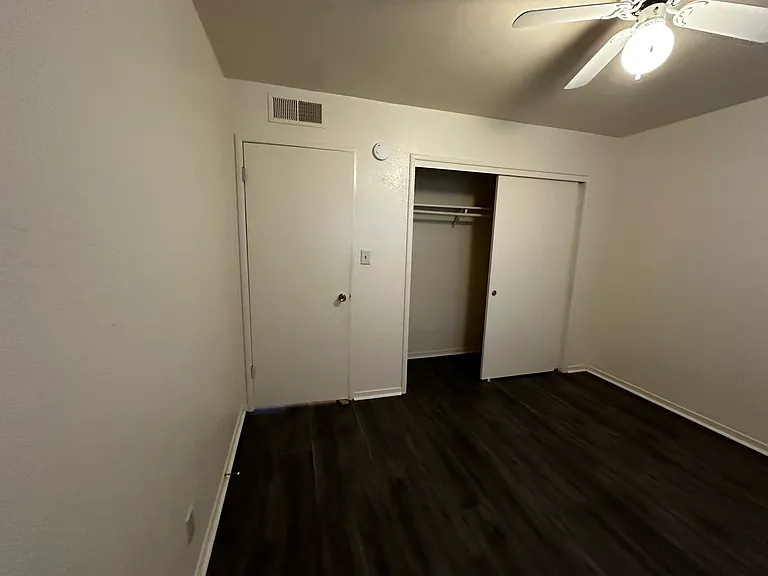 91 Summit Ave #8 — Photo 5