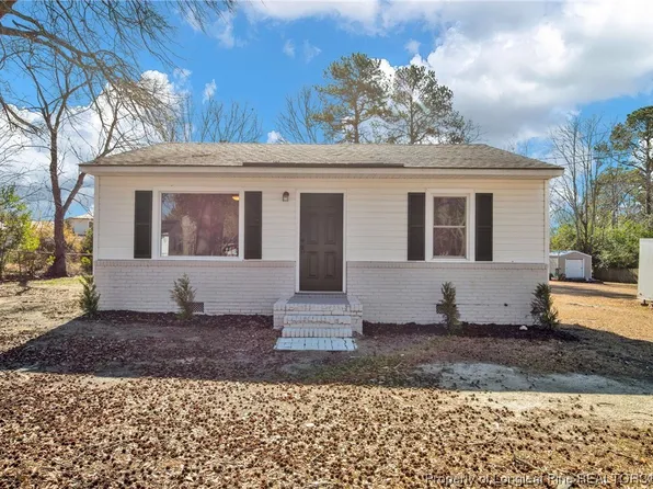 5307 Cherry Ln, Fayetteville, NC 28304