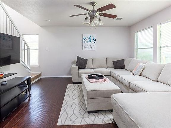5th image of 14400 Lemongrass Ln