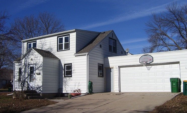1st image of 529 Osen Ave