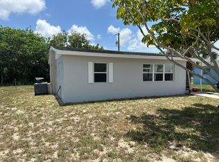 623 3rd St SW, Vero Beach, FL 32962