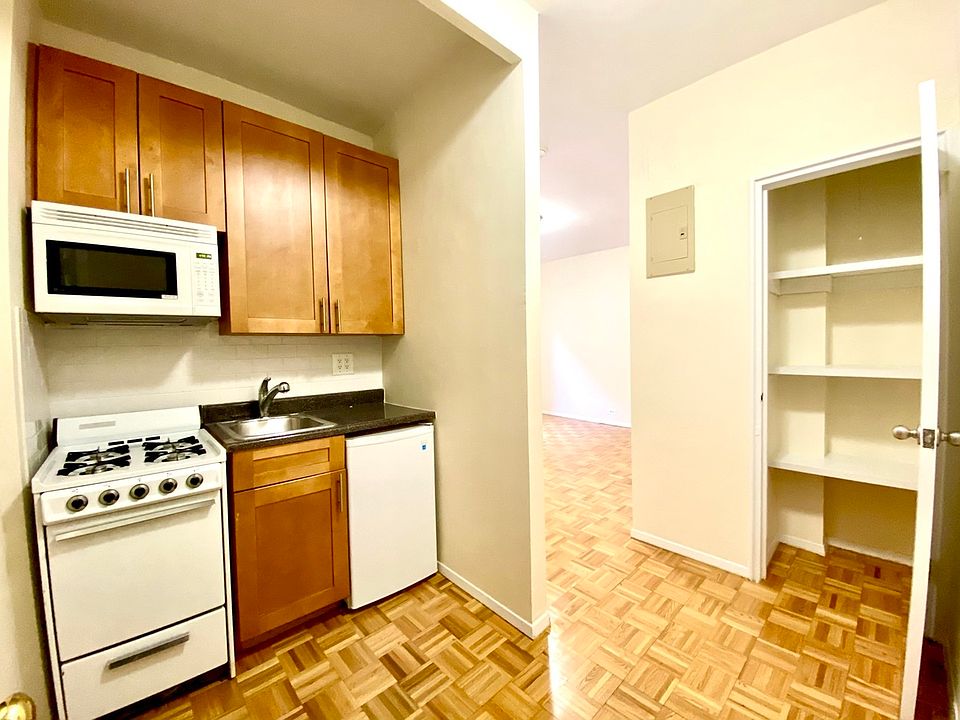 1st image of 528 E 79th St APT 4H