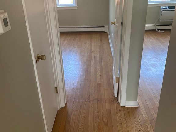 2nd image of 2316 Washington Blvd #A3w