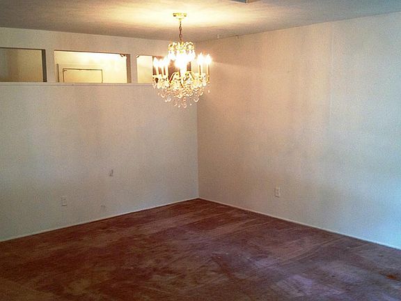 Formal Dining Room.