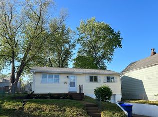 129 E Etta Ave, Saint Louis, MO 63125