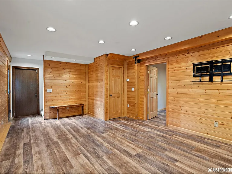 13020 Lupine Rd — Photo 37
