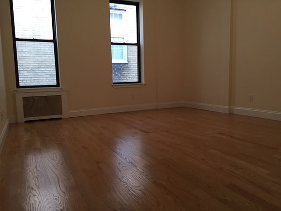 4th image of 3 W 87th St APT 5A