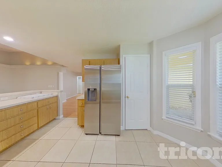 2438 Pine Chase Cir — Photo 5