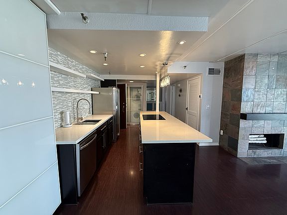4th image of 1333 8th Ave Unit 903