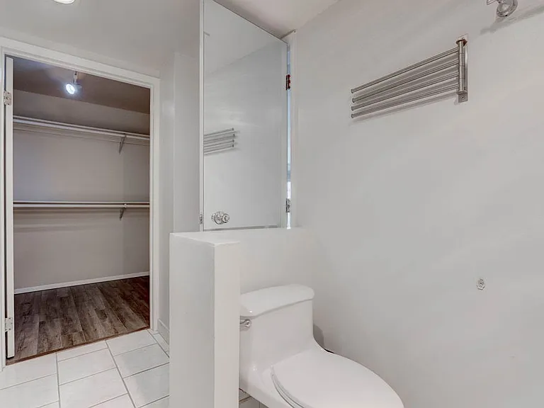 3111 Bel Air Dr #3A — Photo 24