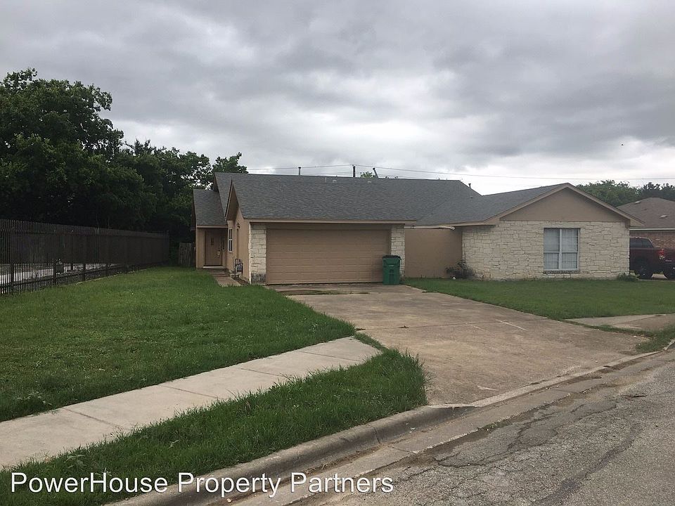 1st image of 9808 Copper Creek Dr