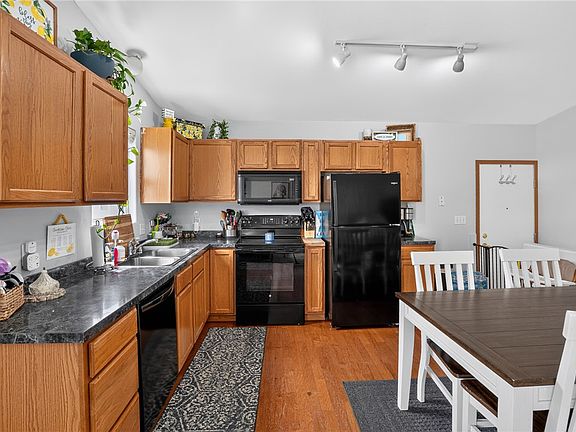 2nd image of 3390 Canyon Dr Unit D26