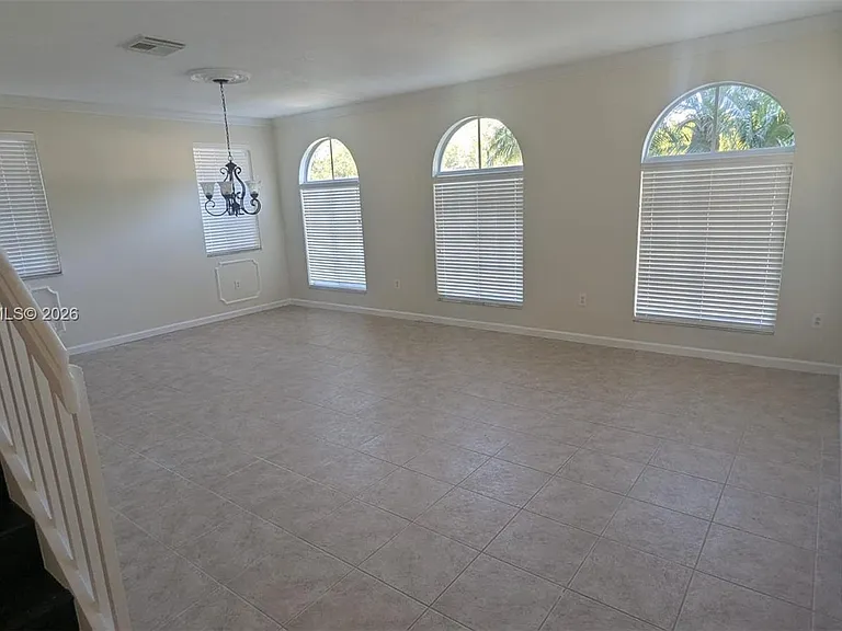 27424 SW 140th Ave — Photo 5