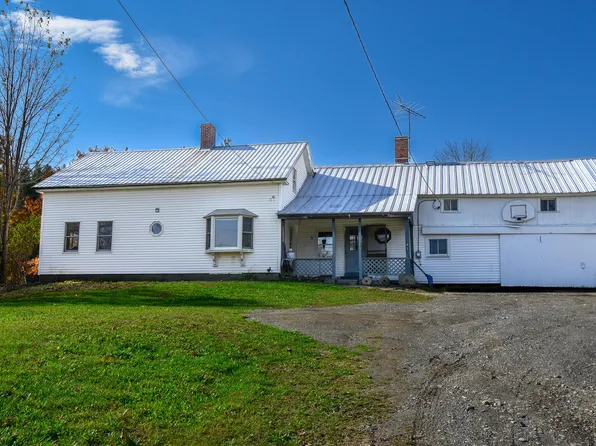 41 Monument Road, Abbot, ME 04406