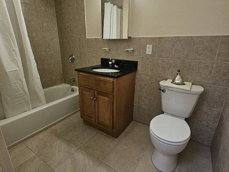 70 Bank St #4A — Photo 5