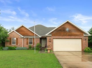 528 Ponderosa Ave, Rogersville, MO 65742