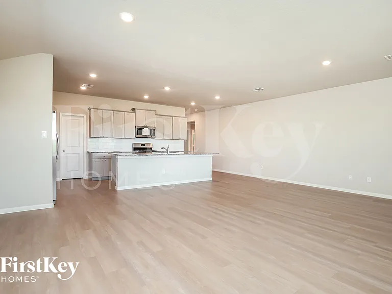 13011 Thyme Way — Photo 5