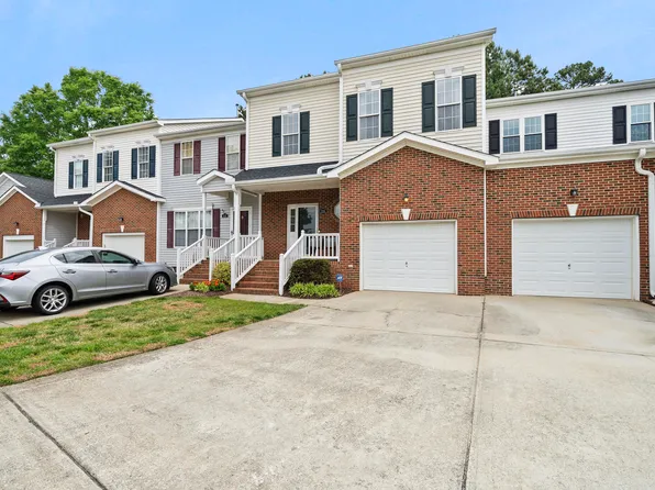 208 Grand Springs Ct, Garner, NC 27529