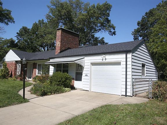 2nd image of 651 Applewood Dr