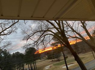 1306 Greenhill Rd, Mount Airy, NC 27030