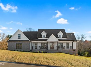 1911 River Mist Cir, New Market, TN 37820