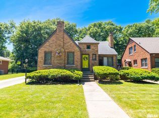 123 N Kickapoo Ter, Peoria, IL 61604