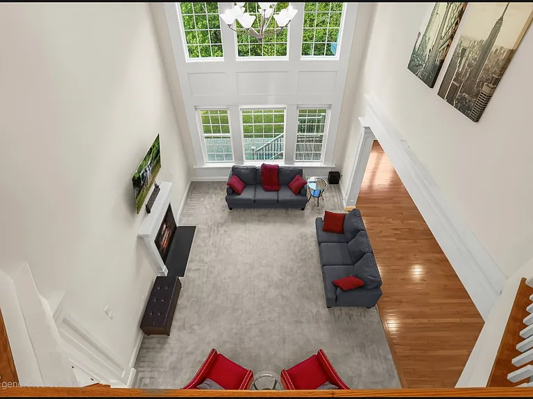 208 Bottsford Ave — Photo 11
