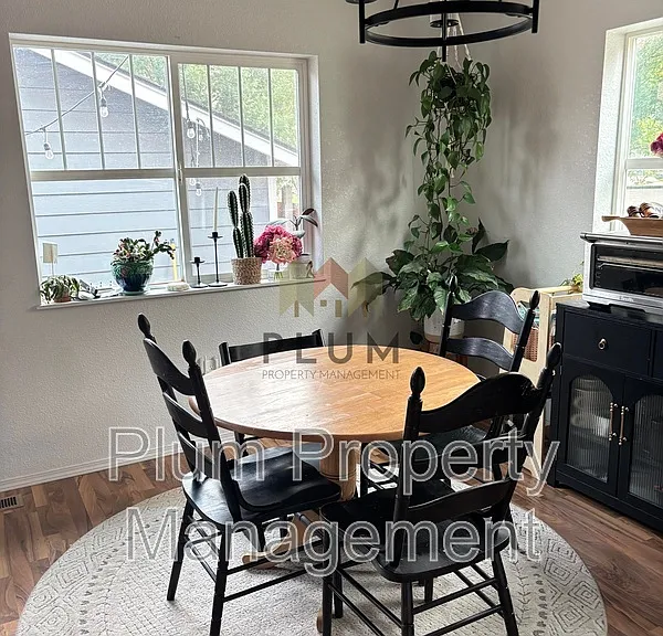 4400 Martindale Way — Photo 3