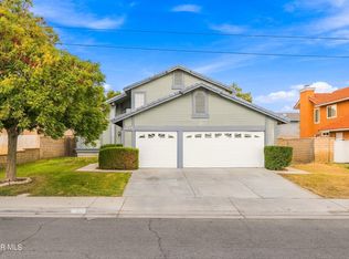 2025 W Avenue P8, Palmdale, CA 93551