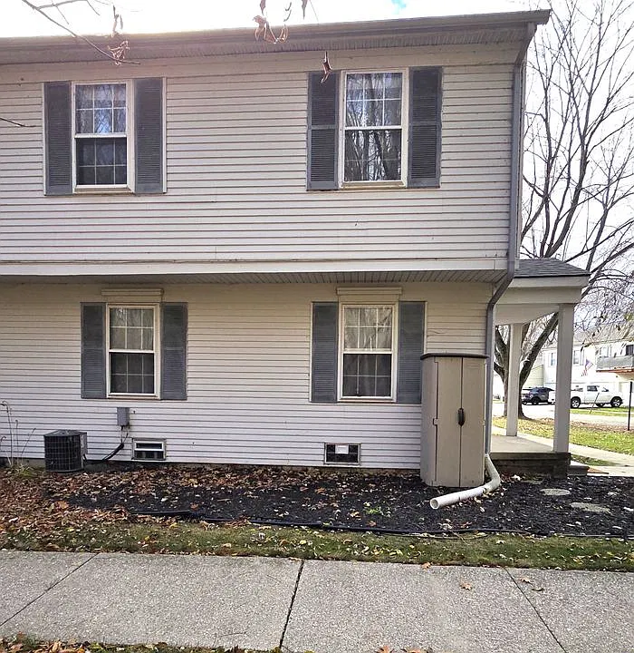 33647 Bayview Dr