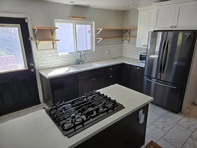 2 bed, 1400 sqft, $2,975 — Photo 4