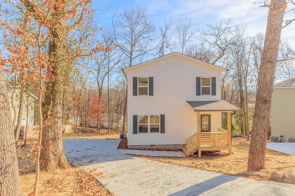 Building Photo - 3624 Mountain View Dr