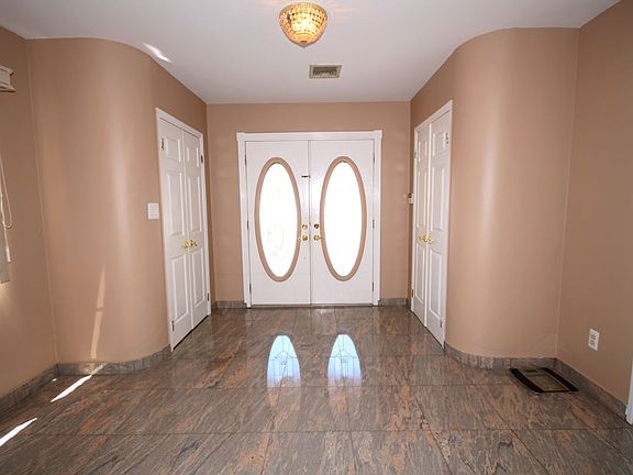 3rd image of 93 Glascoe Ave