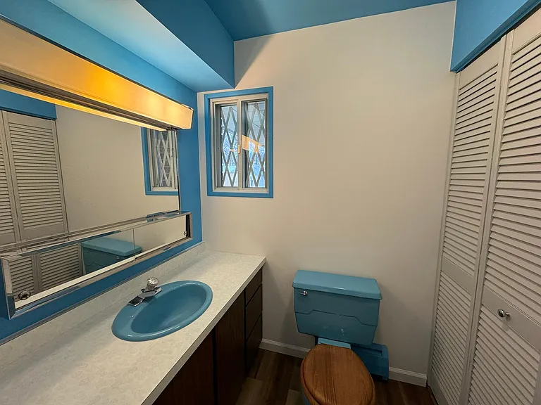 636 Petoskey Ave — Photo 15